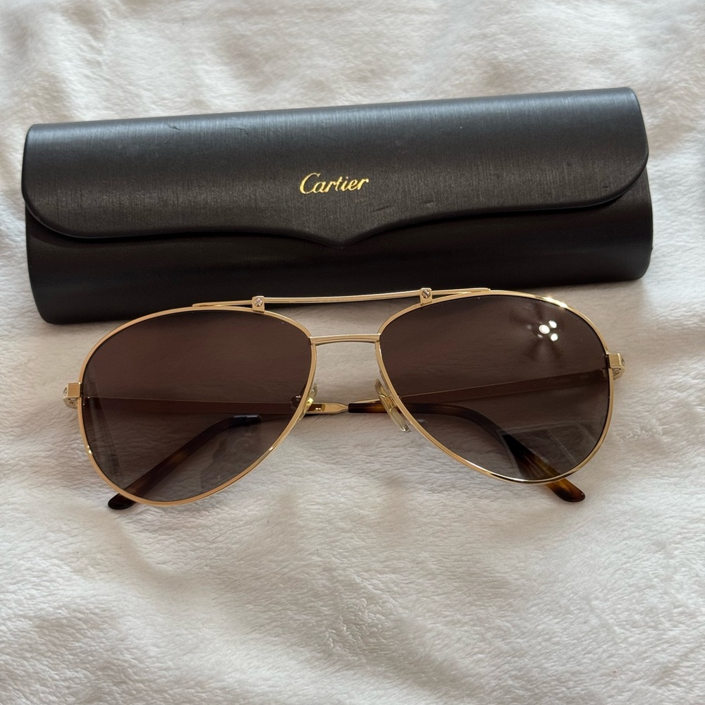 Cartier sunglasses aviator with polorised glasses